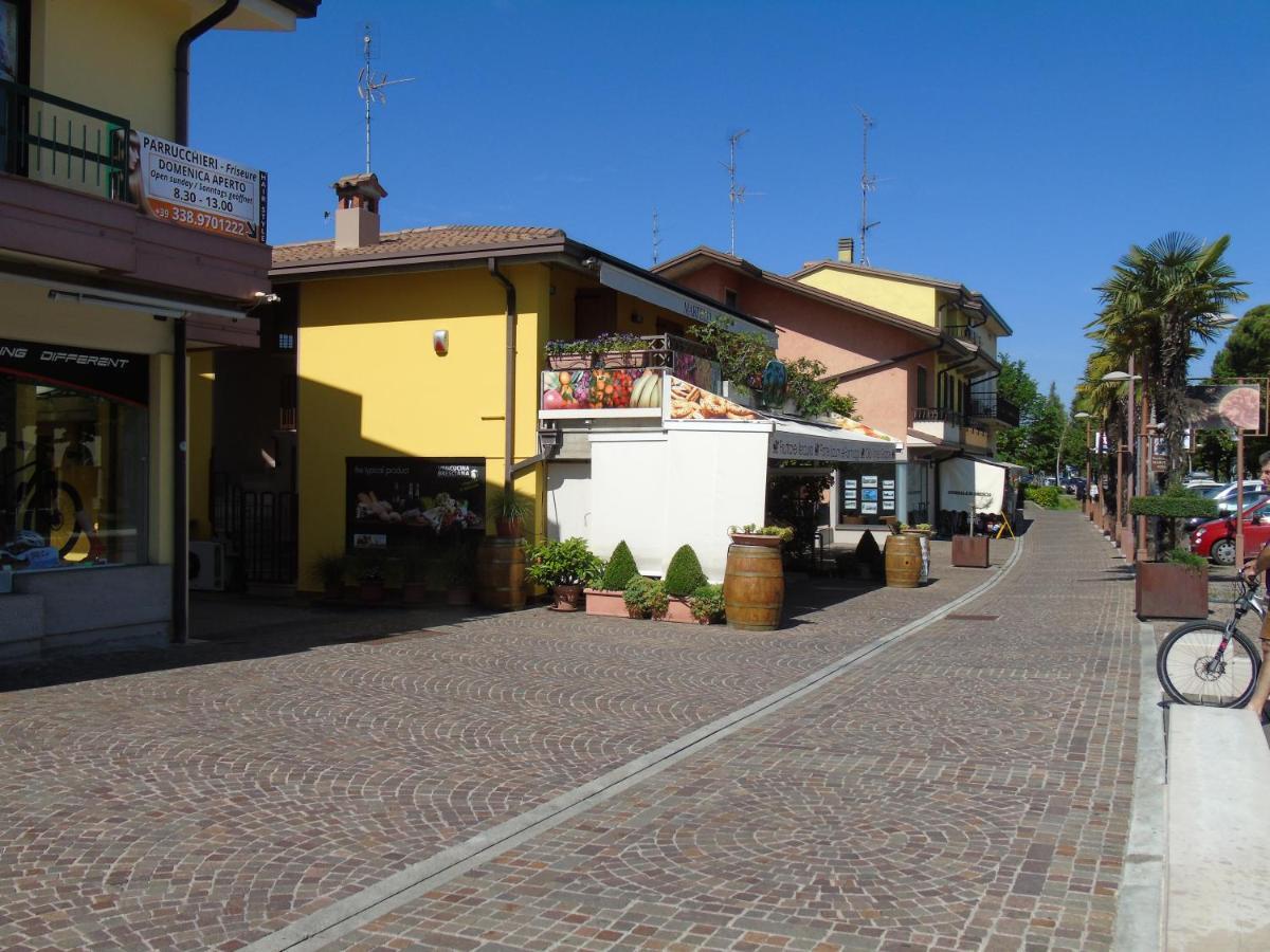 Discovery Flat With Pool & Bikes Apartment Sirmione Exterior foto